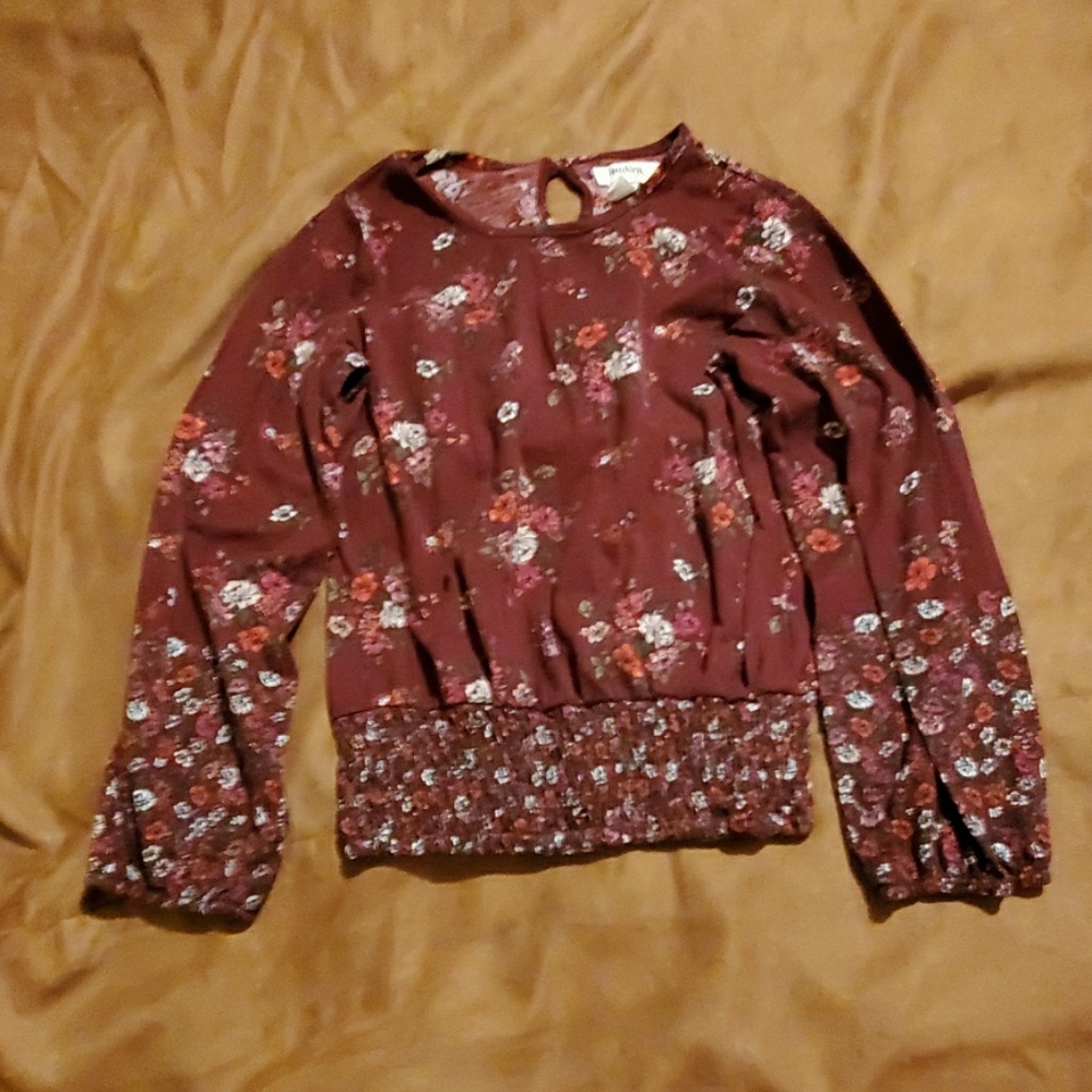 Long sleeved shirt